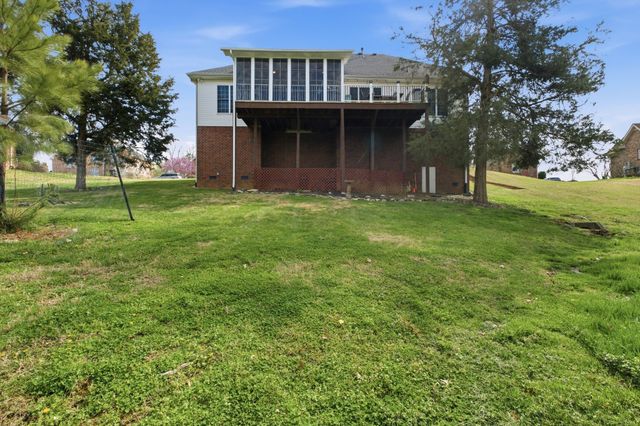 130 Cedar Ridge Ln, Hendersonville, TN 37075