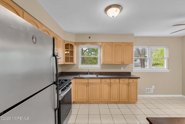 586 Pennsylvania Avenue, Brick, NJ 08724