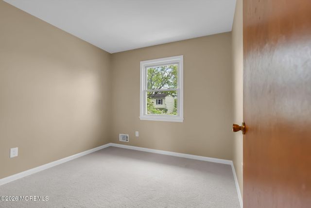 586 Pennsylvania Avenue, Brick, NJ 08724