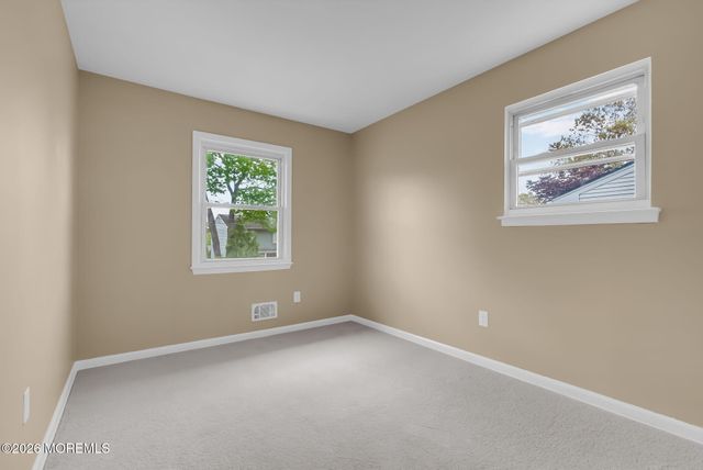 586 Pennsylvania Avenue, Brick, NJ 08724
