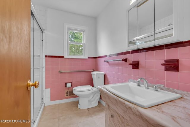 586 Pennsylvania Avenue, Brick, NJ 08724