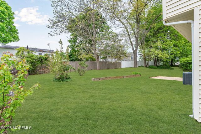 586 Pennsylvania Avenue, Brick, NJ 08724