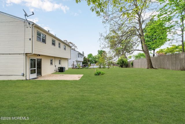 586 Pennsylvania Avenue, Brick, NJ 08724