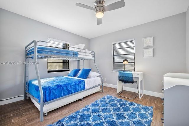 5232 NE 2nd Ave, Oakland Park, FL 33334