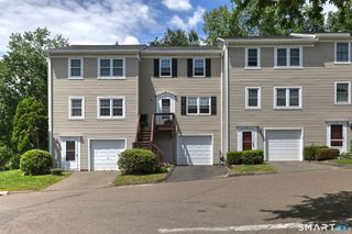 22 Cornerstone Drive 22 Summit Commons, Derby, CT 06418