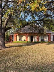 8823 Oak Meadow Court, Montgomery, AL 36116