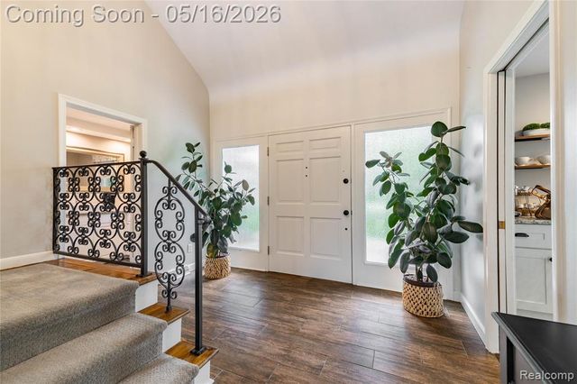 9555 Island Drive, Grosse Ile, MI 48138