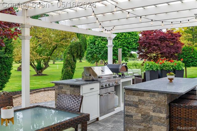 9555 Island Drive, Grosse Ile, MI 48138