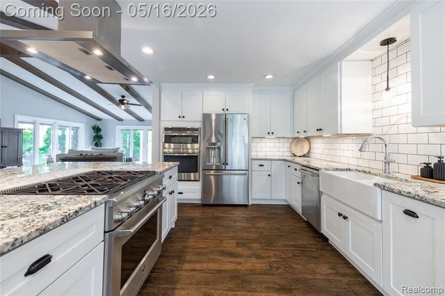 9555 Island Drive, Grosse Ile, MI 48138