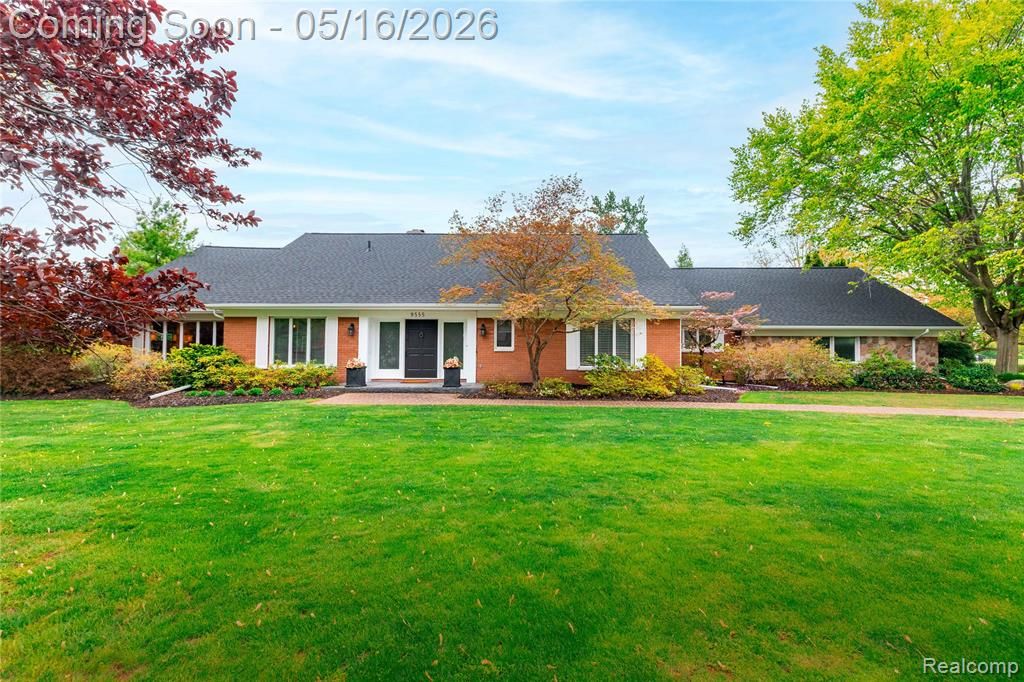 9555 Island Drive, Grosse Ile, MI 48138