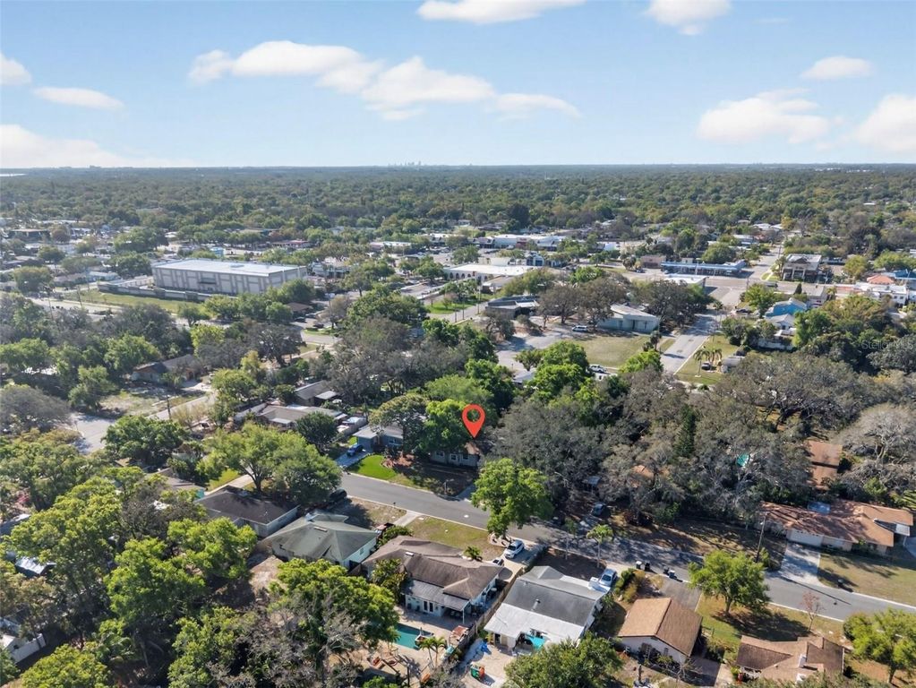 Image 26 of property listing at 1623 DARTMOUTH STREET, Clearwater, FL 33755