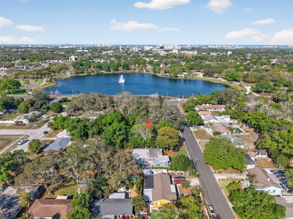 Image 28 of property listing at 1623 DARTMOUTH STREET, Clearwater, FL 33755