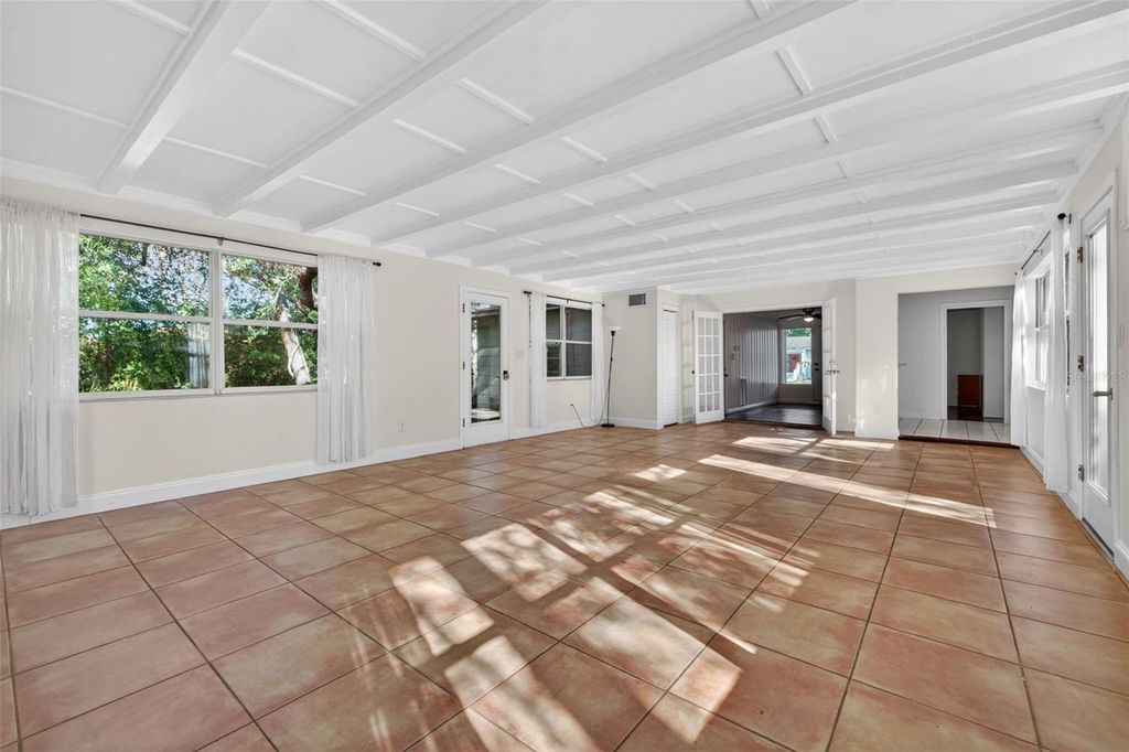 Image 6 of property listing at 1623 DARTMOUTH STREET, Clearwater, FL 33755