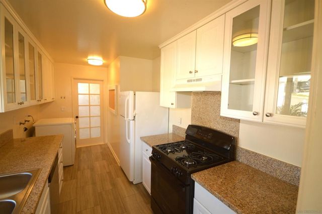 2679 83 Tern Dr, San Diego, CA 92123