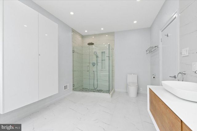 1626 FOXHALL RD FOXHALL RD NW, Washington, DC 20007