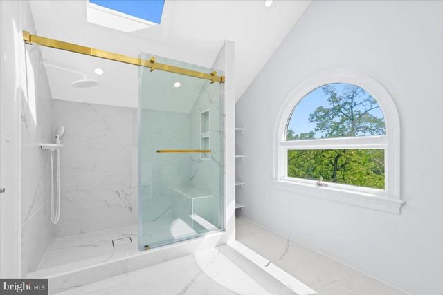 1626 FOXHALL RD FOXHALL RD NW, Washington, DC 20007