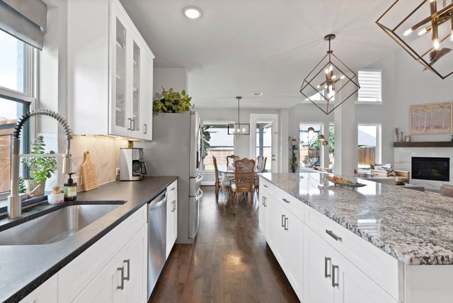 7401 Winterbloom Way, Fort Worth, TX 76123
