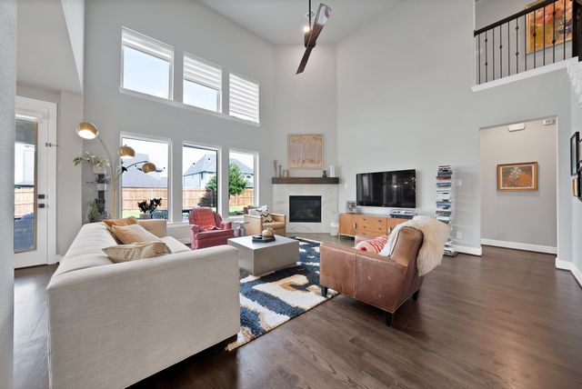 7401 Winterbloom Way, Fort Worth, TX 76123