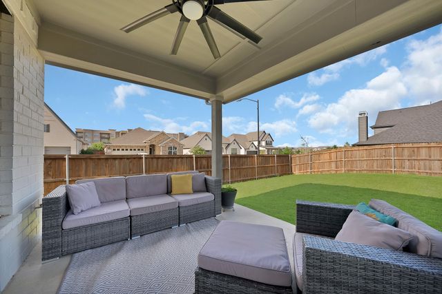 7401 Winterbloom Way, Fort Worth, TX 76123