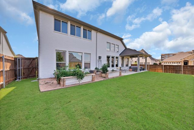 7401 Winterbloom Way, Fort Worth, TX 76123