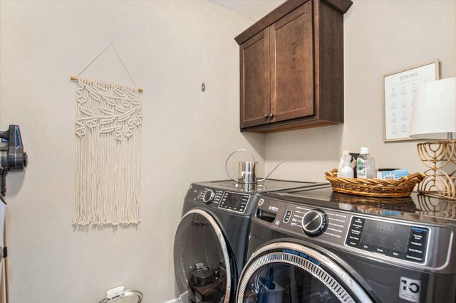 324 Rachaels Way, Spring Lake, MI 49456