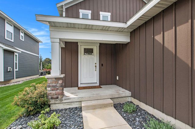 324 Rachaels Way, Spring Lake, MI 49456