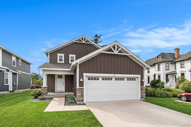 324 Rachaels Way, Spring Lake, MI 49456