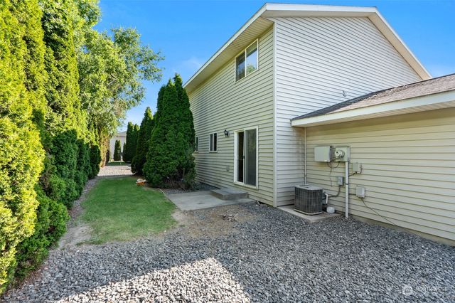 1309 - 1315 Shaker Place, Moses Lake, WA 98837