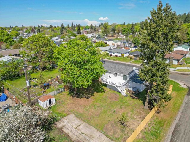 4128 E Cleveland Ave, Spokane, WA 99207
