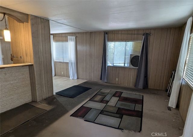 5711 Columbia Way 222, Lancaster, CA 93536