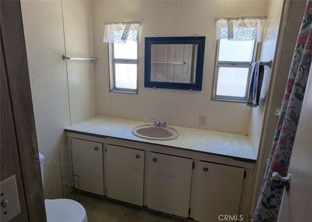 5711 Columbia Way 222, Lancaster, CA 93536