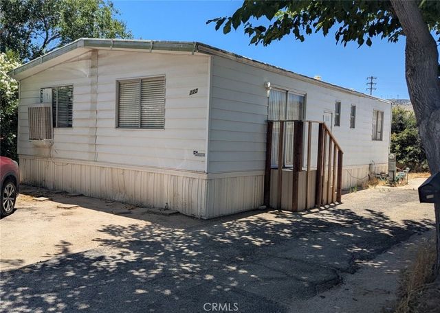 5711 Columbia Way 222, Lancaster, CA 93536