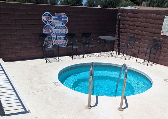 5711 Columbia Way 222, Lancaster, CA 93536