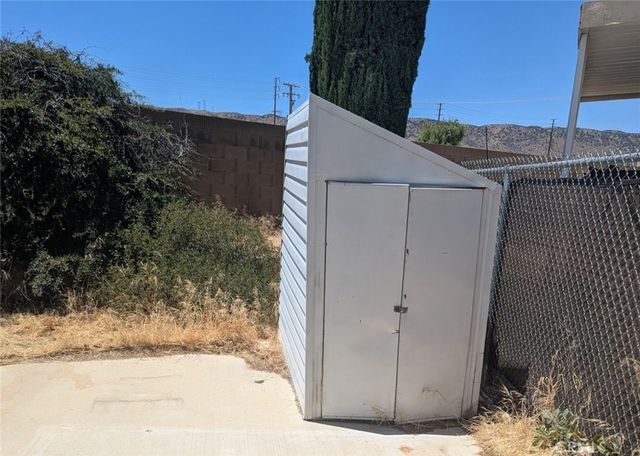 5711 Columbia Way 222, Lancaster, CA 93536