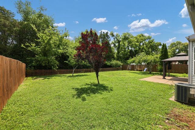 712 Mason Tucker Dr, Smyrna, TN 37167
