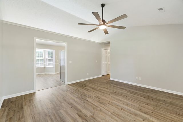 712 Mason Tucker Dr, Smyrna, TN 37167