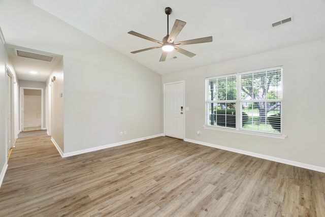 712 Mason Tucker Dr, Smyrna, TN 37167