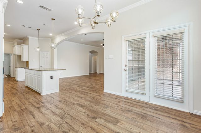 900 Fannin Drive, Lantana, TX 76226