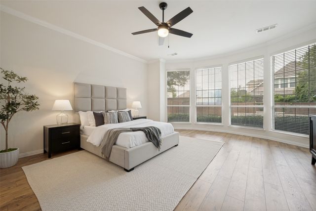 900 Fannin Drive, Lantana, TX 76226