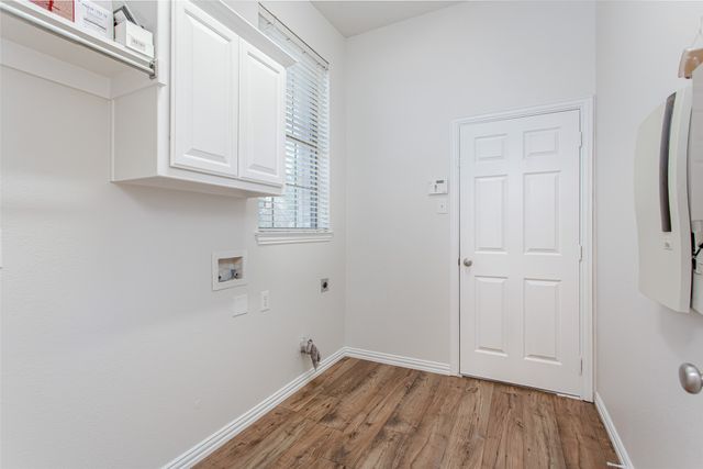 900 Fannin Drive, Lantana, TX 76226