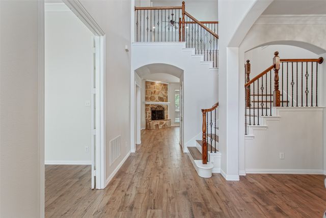 900 Fannin Drive, Lantana, TX 76226