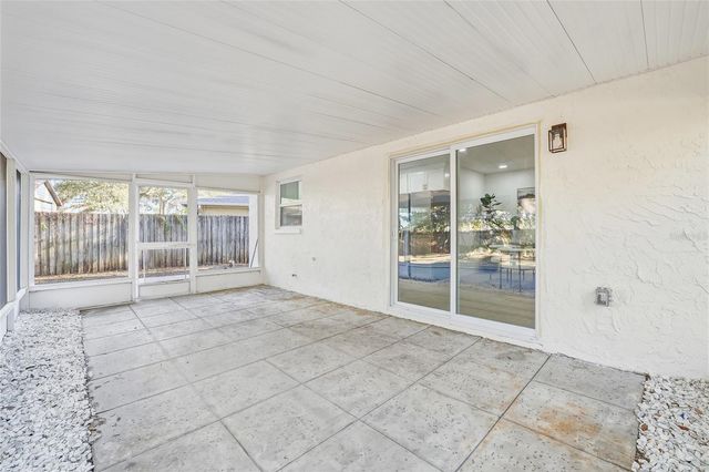 6813 CIRCLECREEK DRIVE, Pinellas Park, FL 33781