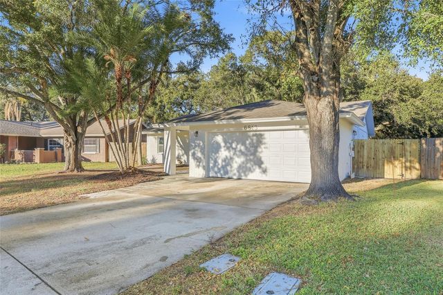 6813 CIRCLECREEK DRIVE, Pinellas Park, FL 33781