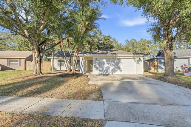 6813 CIRCLECREEK DRIVE, Pinellas Park, FL 33781