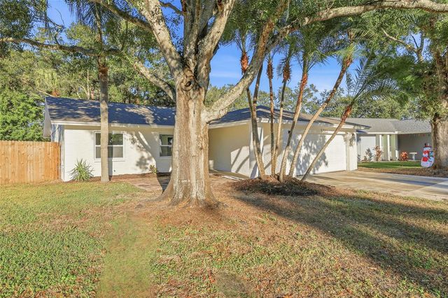 6813 CIRCLECREEK DRIVE, Pinellas Park, FL 33781