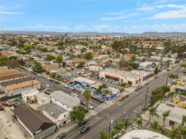 4355 Avalon, Los Angeles, CA 90011