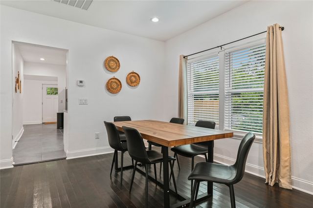 1106 W Chestnut Street, Denison, TX 75020