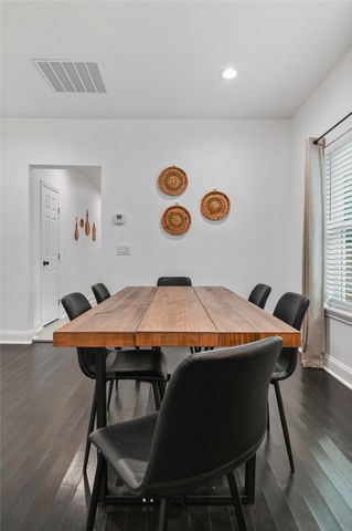 1106 W Chestnut Street, Denison, TX 75020