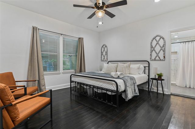 1106 W Chestnut Street, Denison, TX 75020