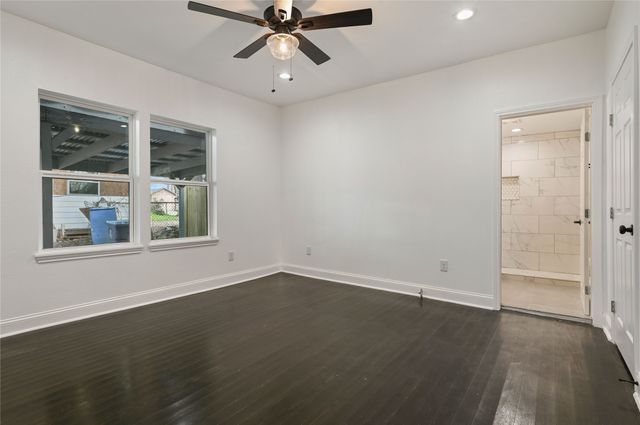 1106 W Chestnut Street, Denison, TX 75020